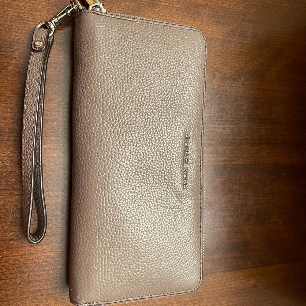 Michael Kors Taupe Leather Wristlet Wallet - Picture 3 of 10